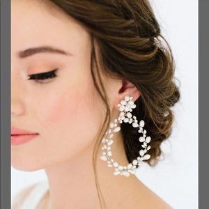 Untamed Petals Paradise Earrings